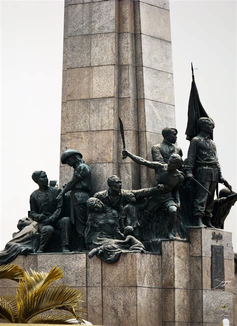 Bonifacio Monumento: A Towering Tribute to Philippine Heroism.